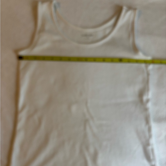 Lands End Tank Top - Picture 3 of 6